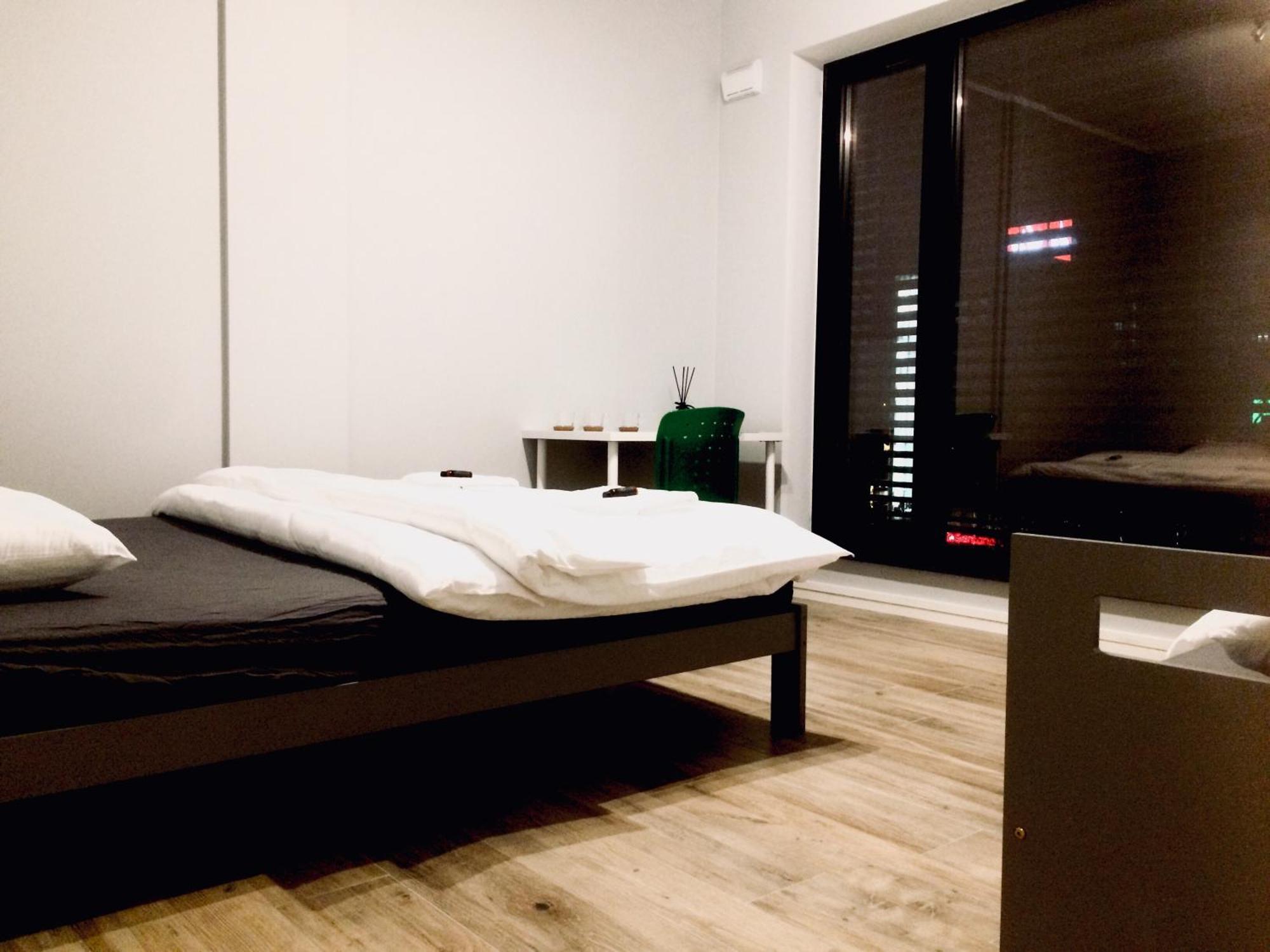 Fractal Guest Rooms - Poznan Centrum Andersia Square & Old Town Poznań Quarto foto